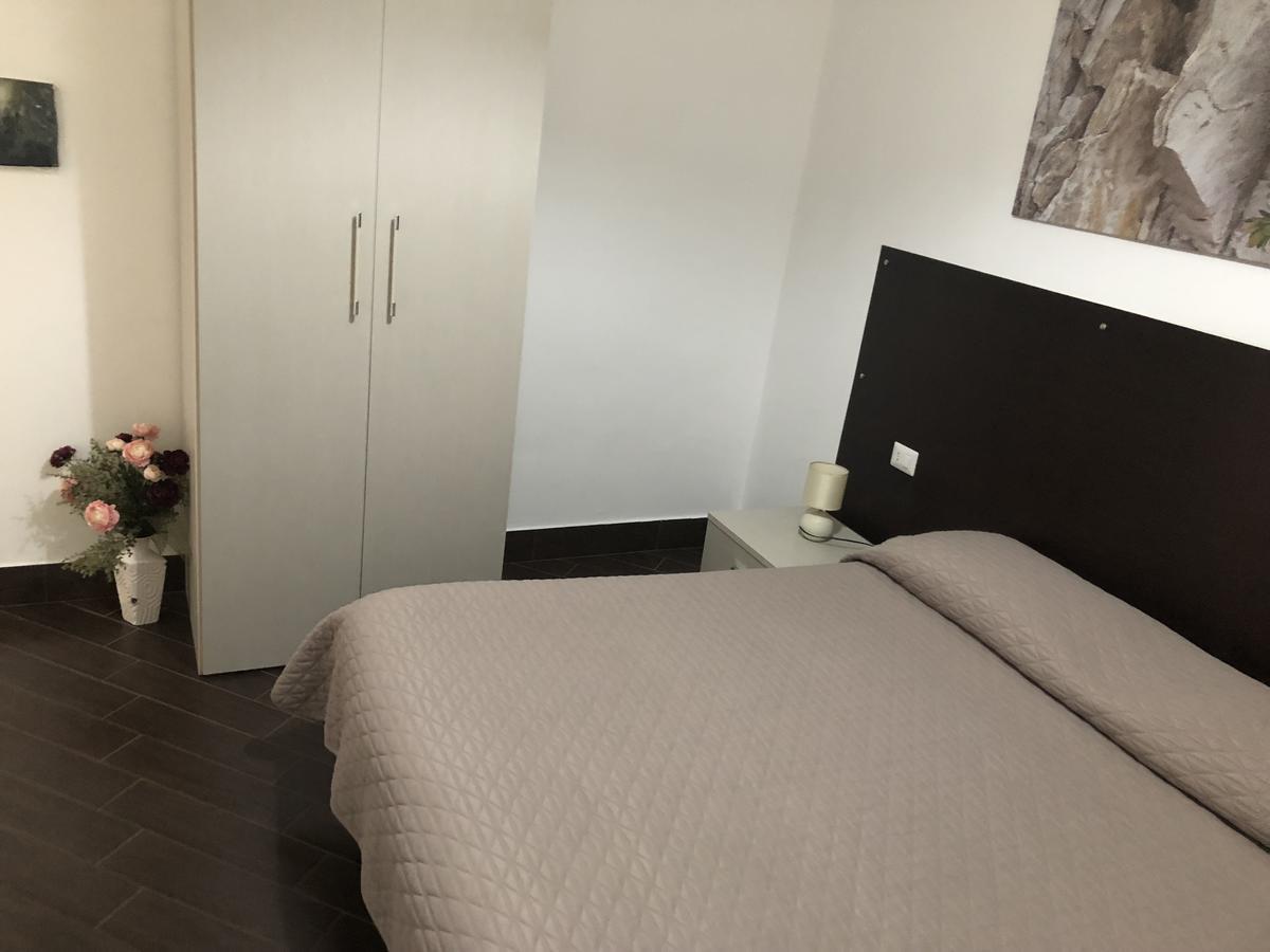 B&B Rosaly Сан Каталдо Екстериор снимка
